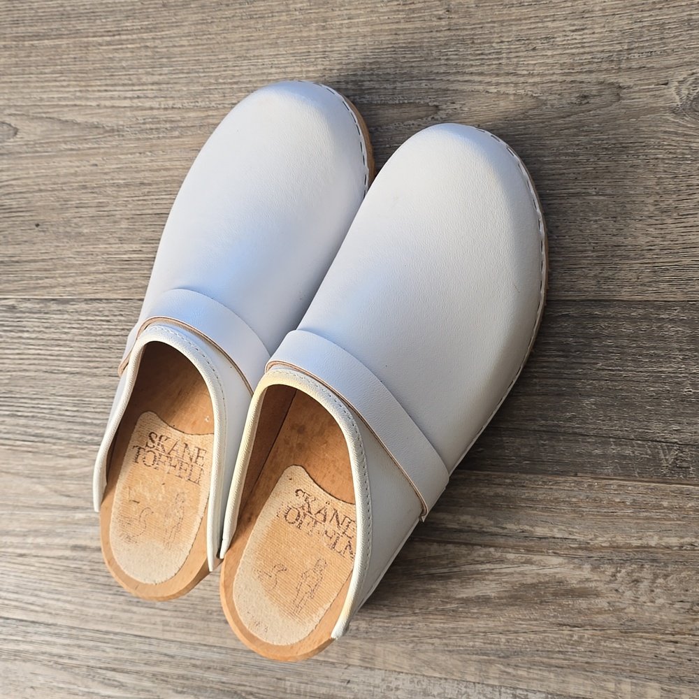 SKANE TOFFELN White‎ Size 40 (Equals Size 6.5/7